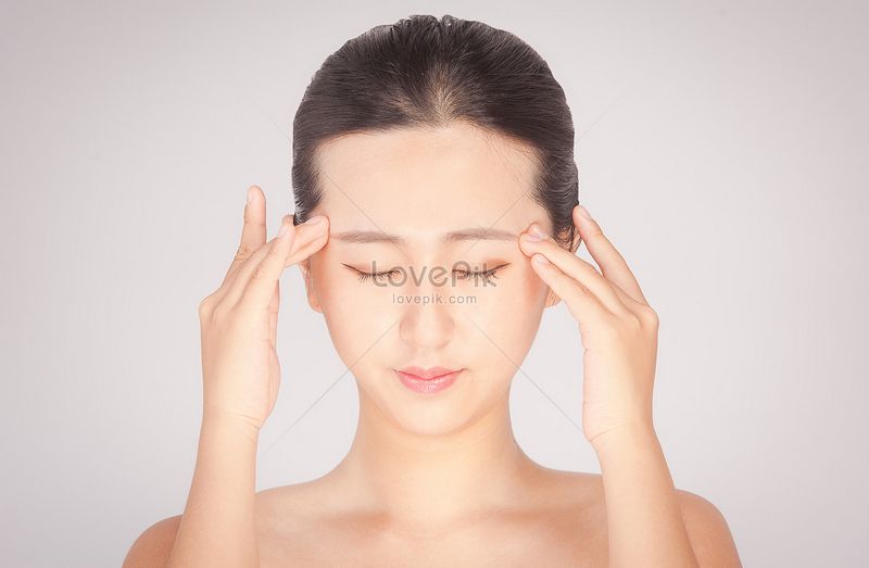 What are the Chinese restorative massage therapy strategies?